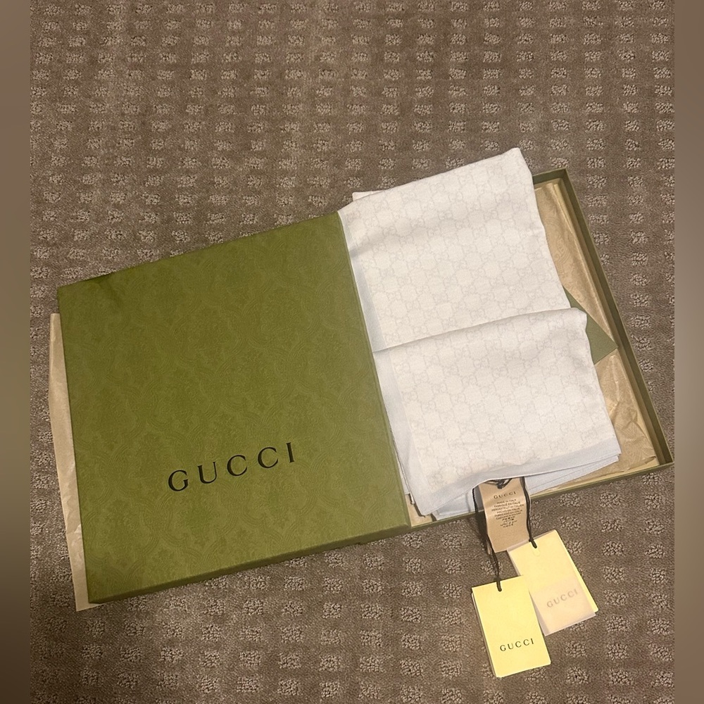 Gucci GG pattern wool blanket